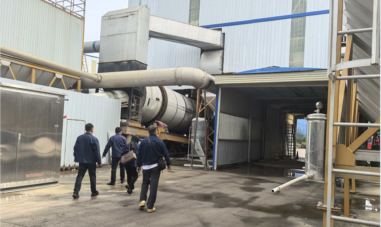Russian customers visited our asphalt plant factory
